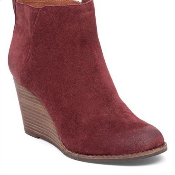 Lucky Brand Shoes - Lucky Brand Beet Yeezah Suede Bootie Size 6